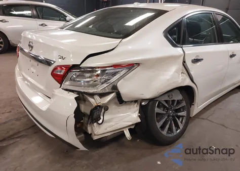 2017 Nissan Altima 2.5 Sv z USA, uszkodzony, nr VIN 1N4AL3AP0HC294508